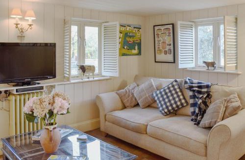 Bungay House | Swallows Nest