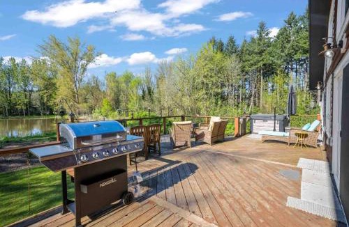 Salem House | Swallows Nest