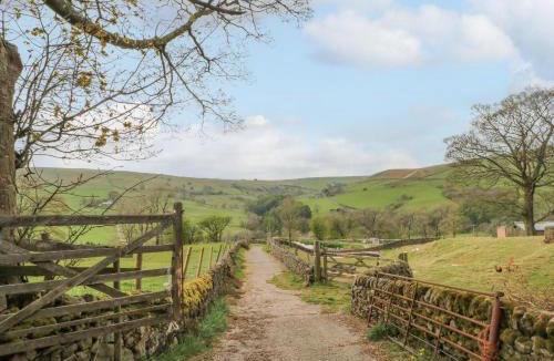 Allgreave House | Swallows Return