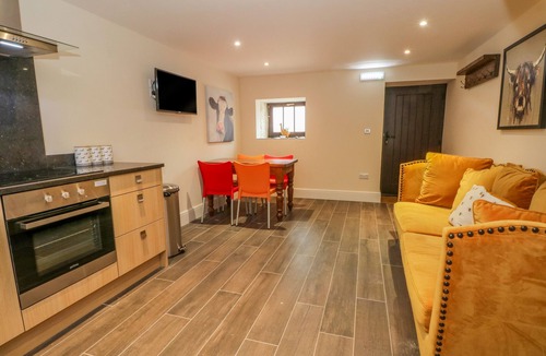 Allgreave Cottage | SWALLOWS RETURN, romantic in Sutton Near Macclesfield