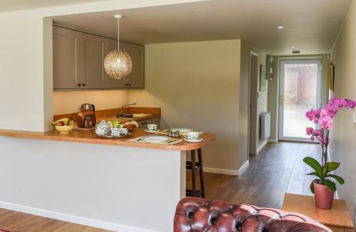 Strumpshaw House | Swallowtail Lodge