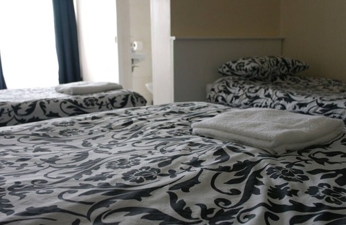 Fenny Stratford Bed & Breakfast | Swan Hotel