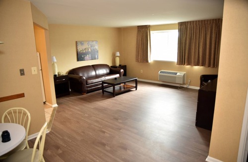 Linden Hotel | Swan Motel