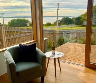 Queenscliff House | Swan's Reach