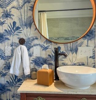 Historic Railroad District Hotel | Swank Boutique Suites