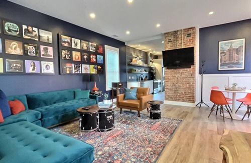Cherokee Triangle House | Swanky & Upbeat Suites @ Bungalou + Bourbon Bar