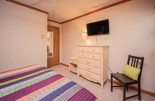 North Glade Hills House | Swans Nest