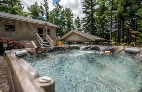 North Glade Hills House | Swans Nest