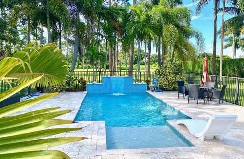 Lake Worth House | Swans Nest West - Modern & Private, Heated Pool, 3 Brm