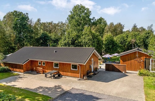 Odde House | "Swarthofthi" - 340m to the fjord by Interhome