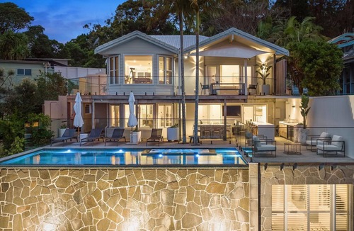 Byron Bay House | Sway - stunning 5 BR beach house with pool