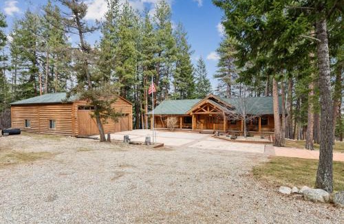 Victor House | Sweathouse Creek Lodge