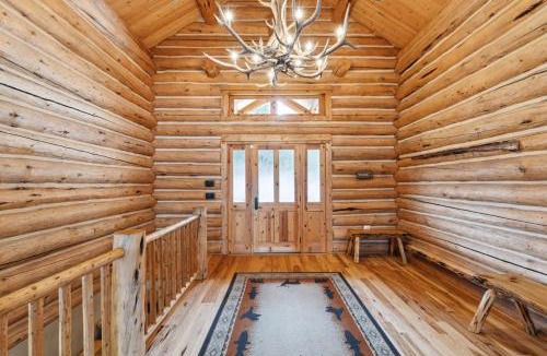 Victor House | Sweathouse Creek Lodge