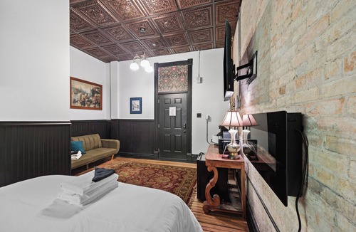 Downtown - Waterfront Hostel | Swedetown European Style Hostel