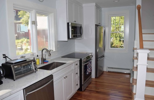 Willard Cottage | Sweeping Ocean Views in Cape Elizabeth Maine