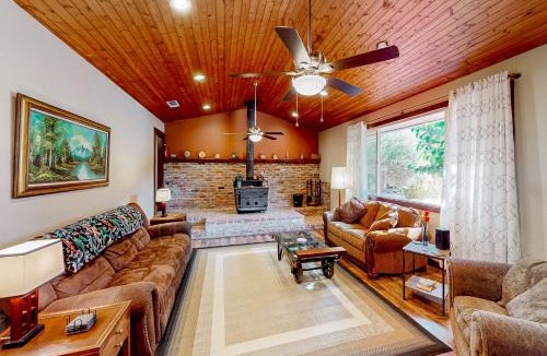 Jamestown House | Sweeping Views! Charming Home Near Dtwn Jamestown