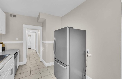 South Hyde Park Apartment | Sweet and Saucy Kansas City