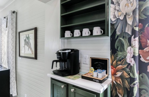 Natchez Cottage | Sweet Auntie's | 1/1 | Walk to Downtown