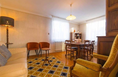 Bourroches Condo | Sweet Burgundy Villa