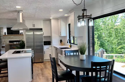 Port Angeles House | Sweet Caroline Water View