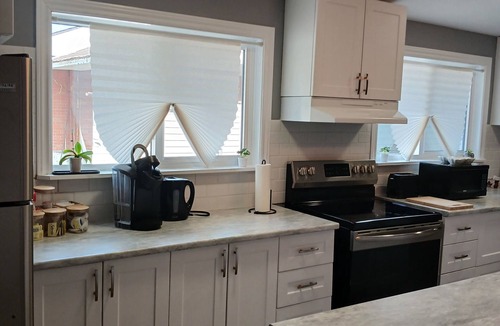 Elliot Lake House | Sweet Central Stay in Elliot Lake