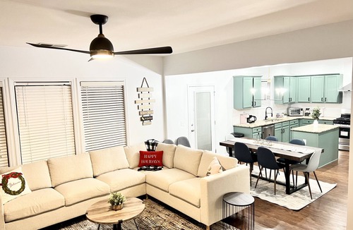 Sugar Hill House | 🌈Sweet Cozy & Spacious 5BR/2.5 Bath Home⭐️⭐️⭐️⭐️⭐️