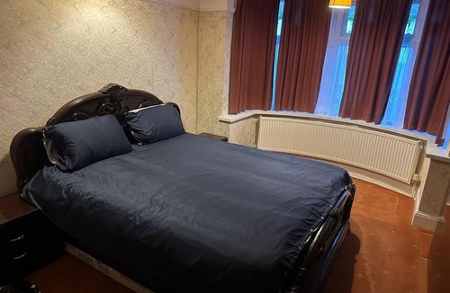 Waltham Forest Apartment | Sweet dream 1