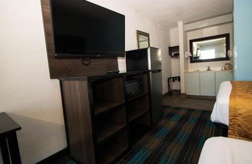 Ferry Pass Hotel | Sweet Dream Inn - University Park