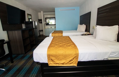 Ferry Pass Hotel | Sweet Dream Inn University Park