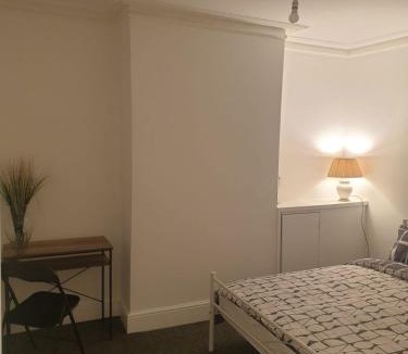 Luton House | SWEET DREAMS 2