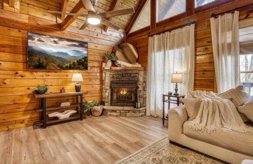 Sevierville Ski Chalet | Sweet Dreams