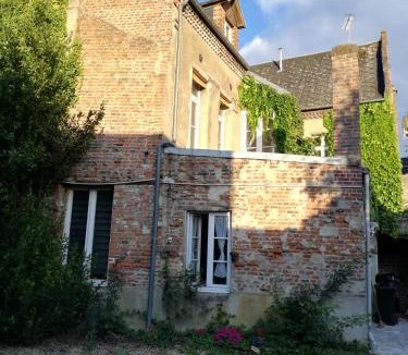 La Fere House | Sweet garden