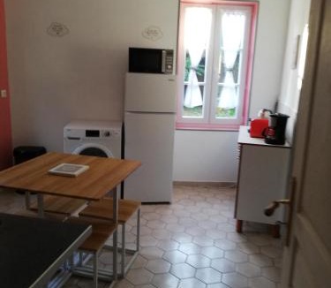 La Fere House | Sweet garden