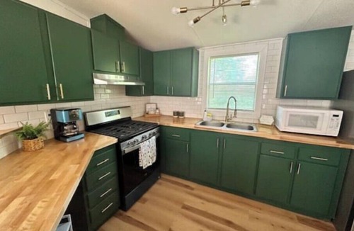 Salunga-Landisville House | Sweet Green Apple Cottage