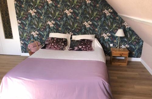 Parigne-le-Polin Bed & Breakfast | Sweet home, 15 mn from the 24h Le Mans circuit with swimming pool - Breakfast included