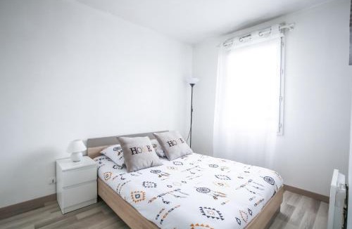 Bussy-Saint-Georges Apartment | Sweet Home Disneyland Paris - Cosy Apartment WiFi