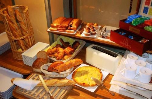 Belley Hotel | Sweet Home