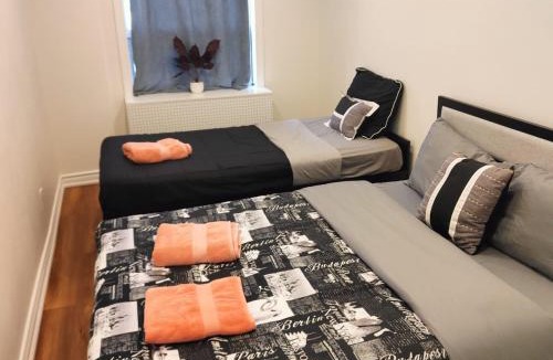 Bloor-Yorkville Apartment | Sweet Home in Bloor Downtown-CENTRAL STAY
