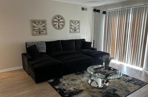 Castleton Apartment | Sweet home