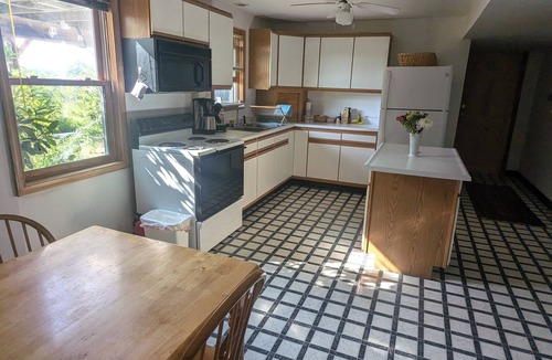 Newfield Apartment | Sweet kid & pet friendly studio near Ithaca & Watkins