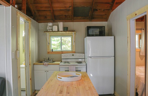Nairn Centre Cabin | Sweet Little Cabin with a View
