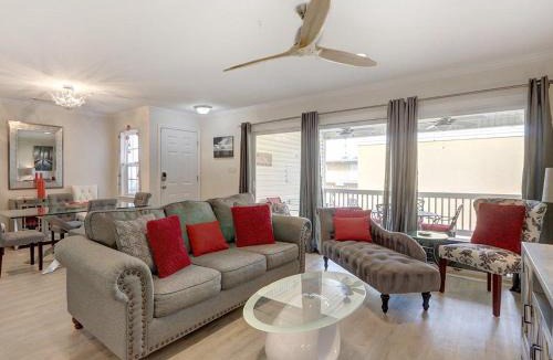 Tybee Island House | Sweet Location with Sophistication