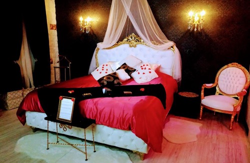 Briey Hotel | Sweet Love,Love Hôtel