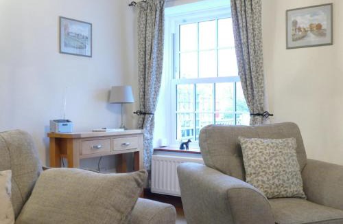 Redmire House | Sweet Pea Cottage