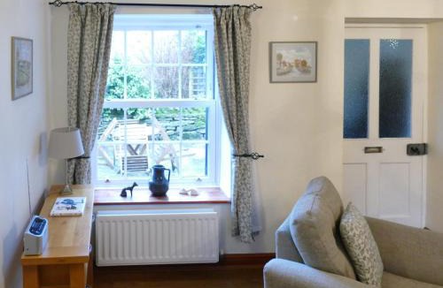 Redmire House | Sweet Pea Cottage