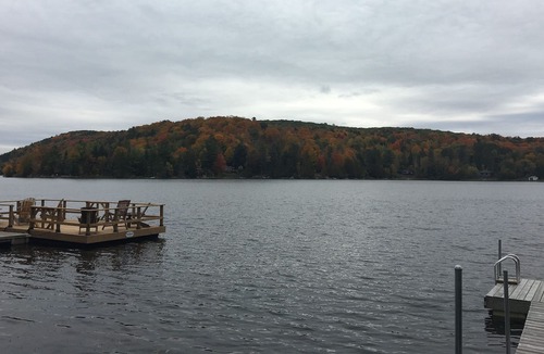 La Peche Cottage | Sweet Retreat Loft Cottage with stunning lake view