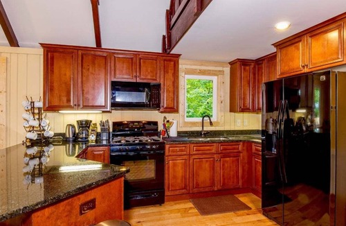 Pisgah Forest House | Sweet Refrain in Pisgah Forest with VIEW