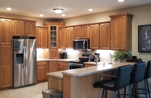 Shawnee Bend House | SWEET RETREAT! Cruiser dock. High dive. Diving board. DEEP water cove!