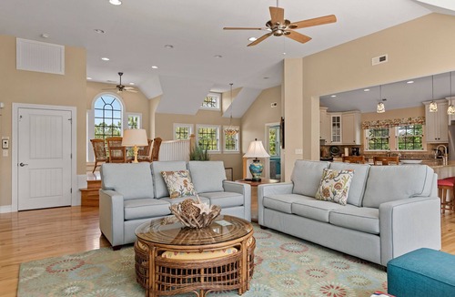 Corolla House | Sweet Retreat: Private Pool, Spa, Elevator