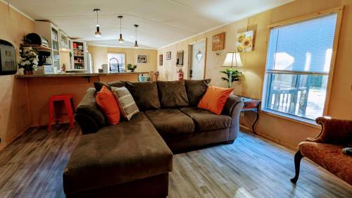Lee County House | Sweet Salem Hideaway